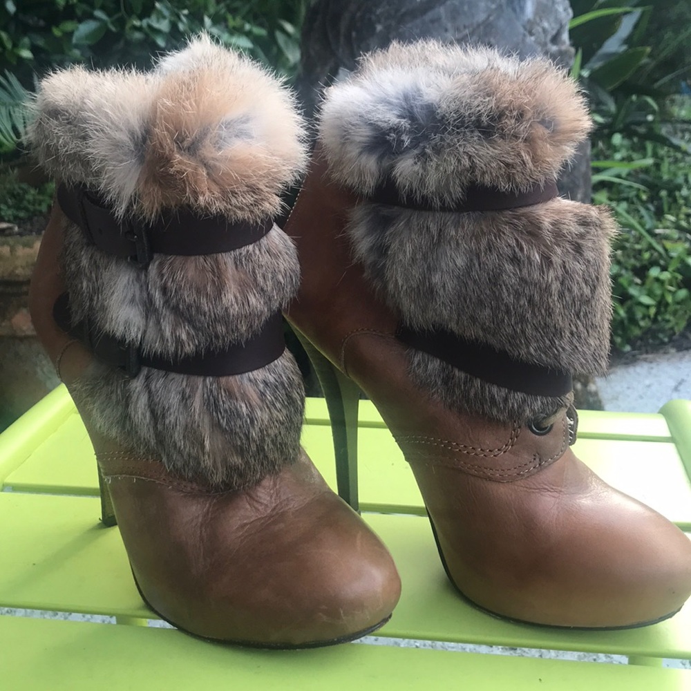 Fur trimmed heels